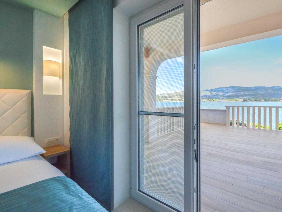 Apartment Mornar-5 By Interhome Trogir Exteriör bild